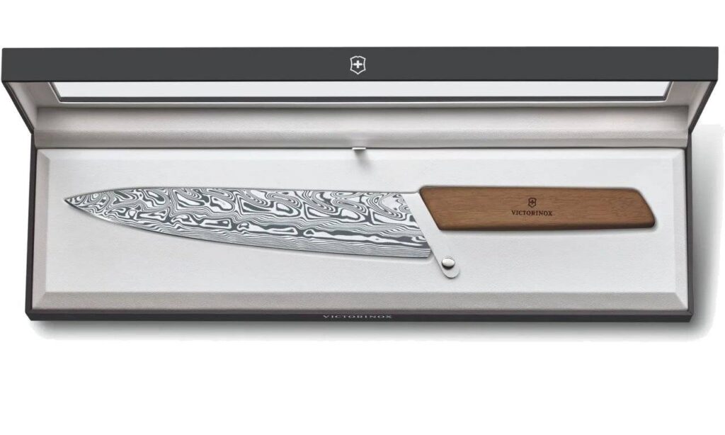 Coltello Victorinox Limited Edition 2022 Damast 6.9010.22J22